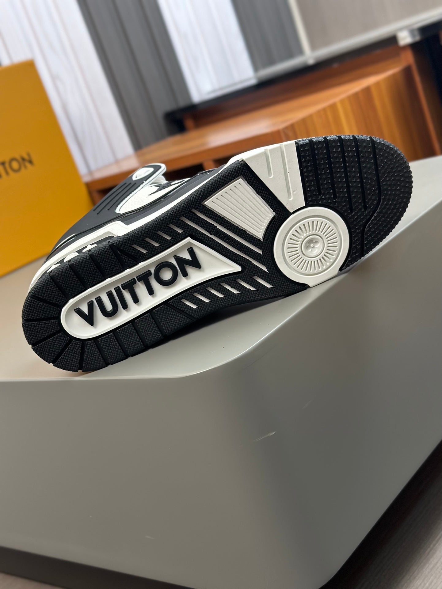 NEW LV TRAINER