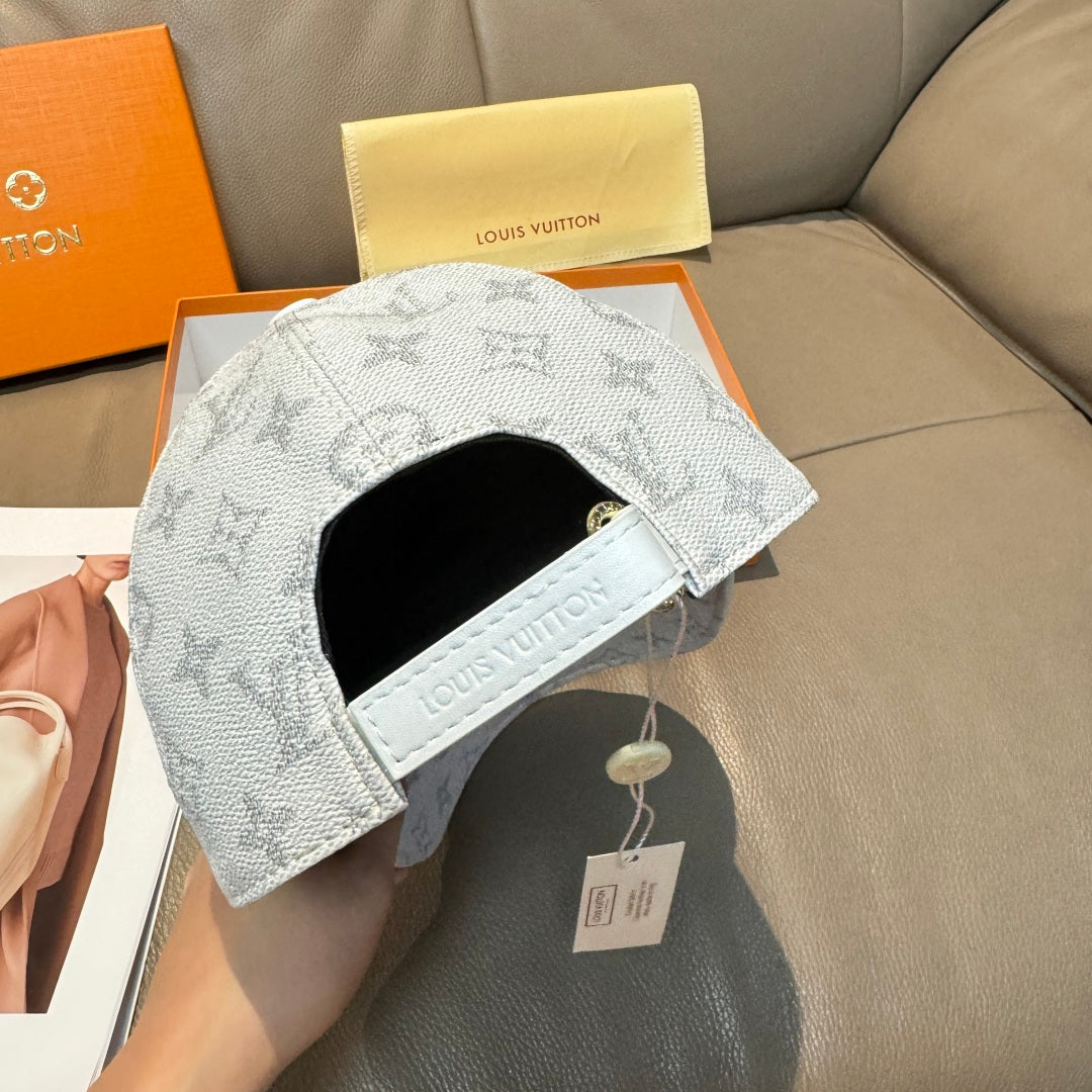 WHITE LV CAP