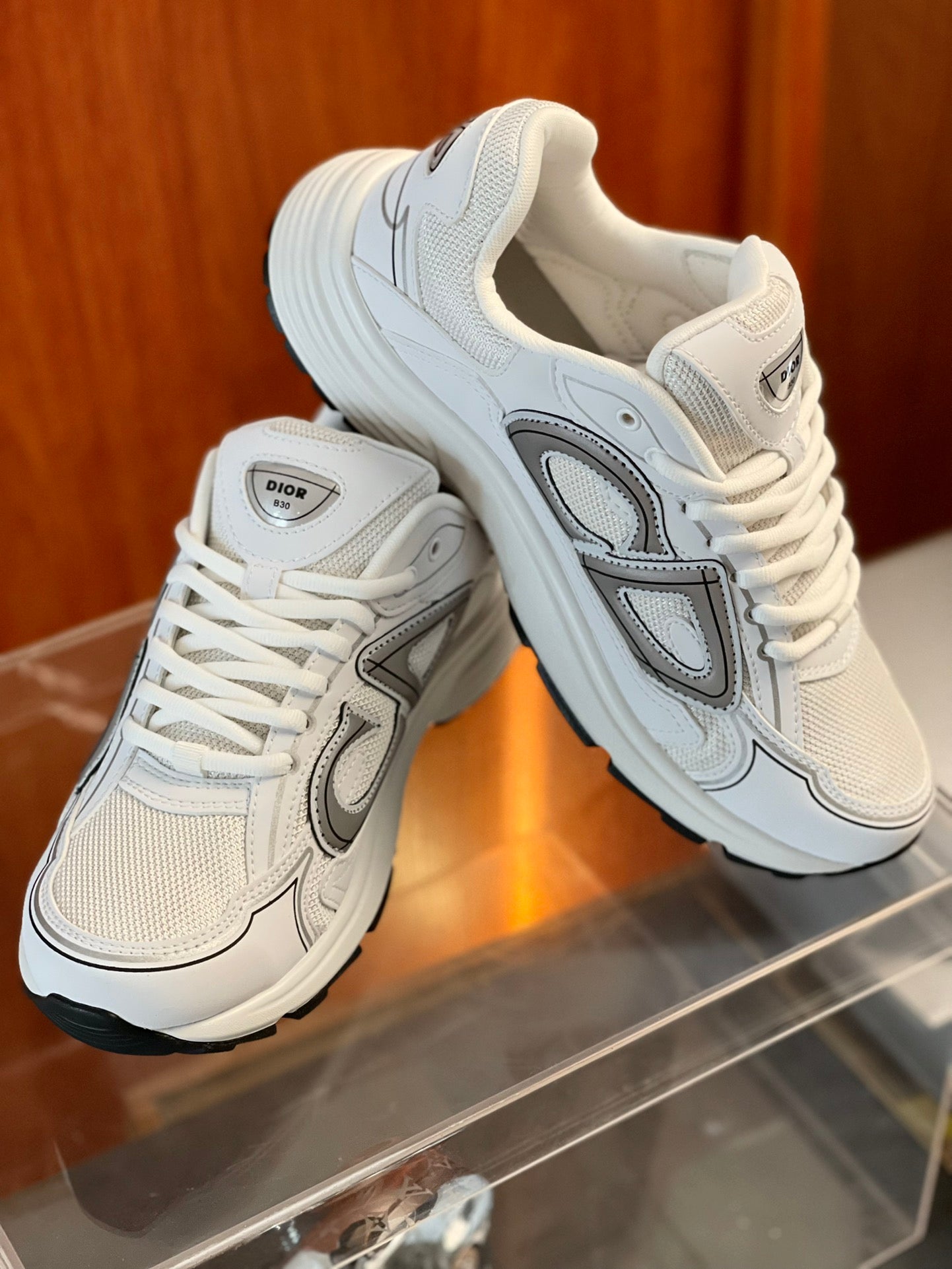 NEW DIOR EDITION B30 WHITE I GREY KIM JONES