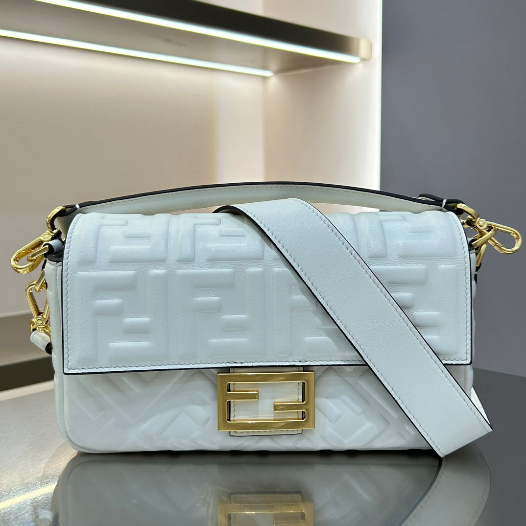 FENDI BAG