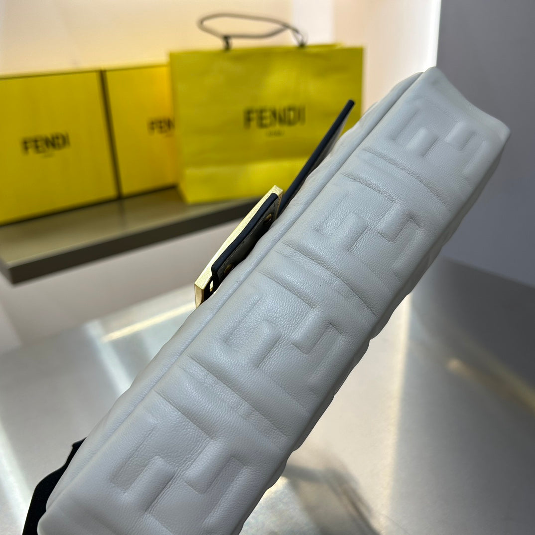 FENDI BAG