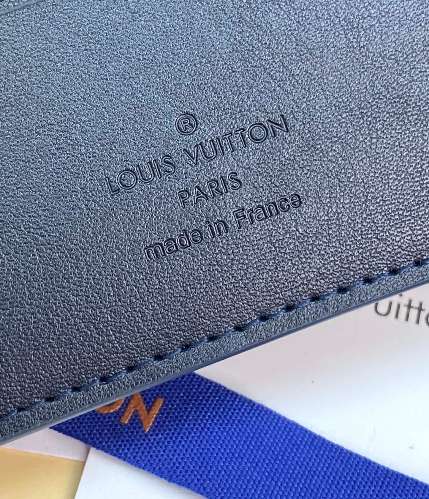 LV WALLET M69829