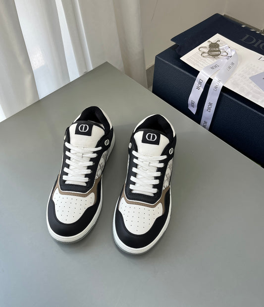 NEW DIOR EDITION WHITE/BLACK
