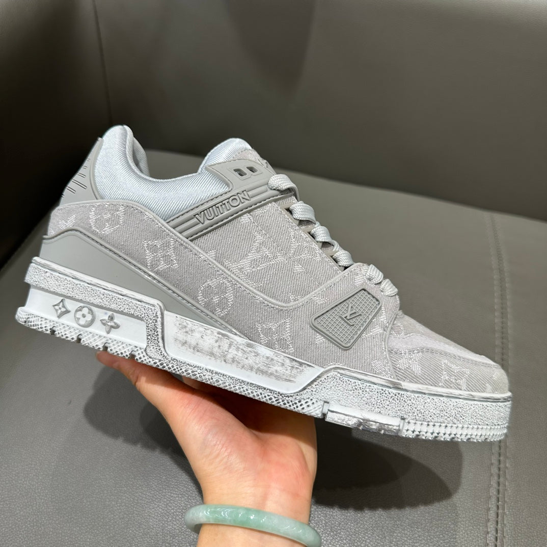 LV GREY LIMITED EDITION