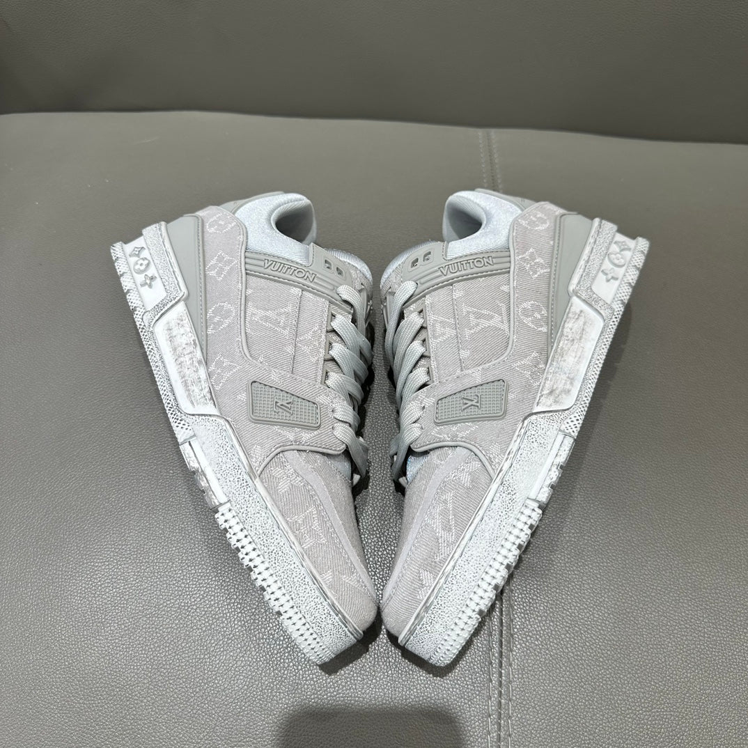 LV GREY LIMITED EDITION