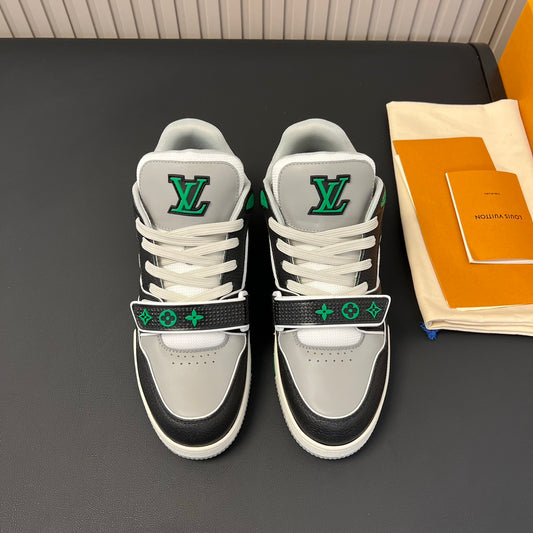LV TRAINER LIMITED EDITION
