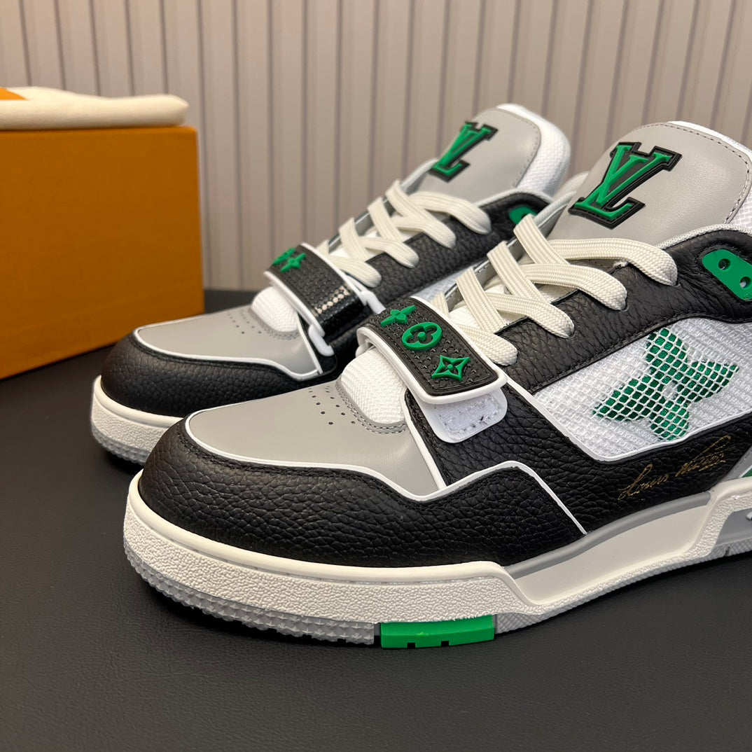 LV TRAINER LIMITED EDITION