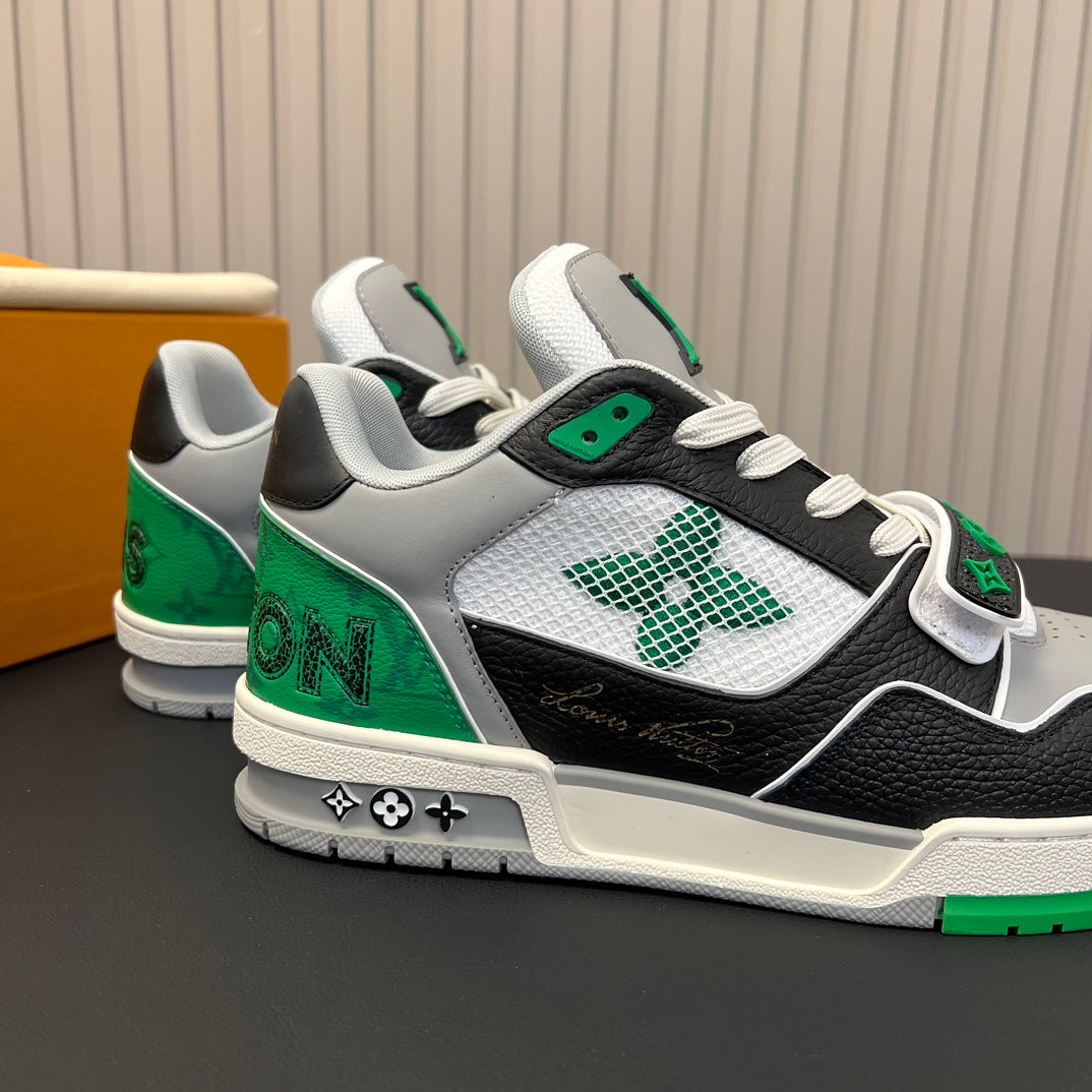 LV TRAINER LIMITED EDITION