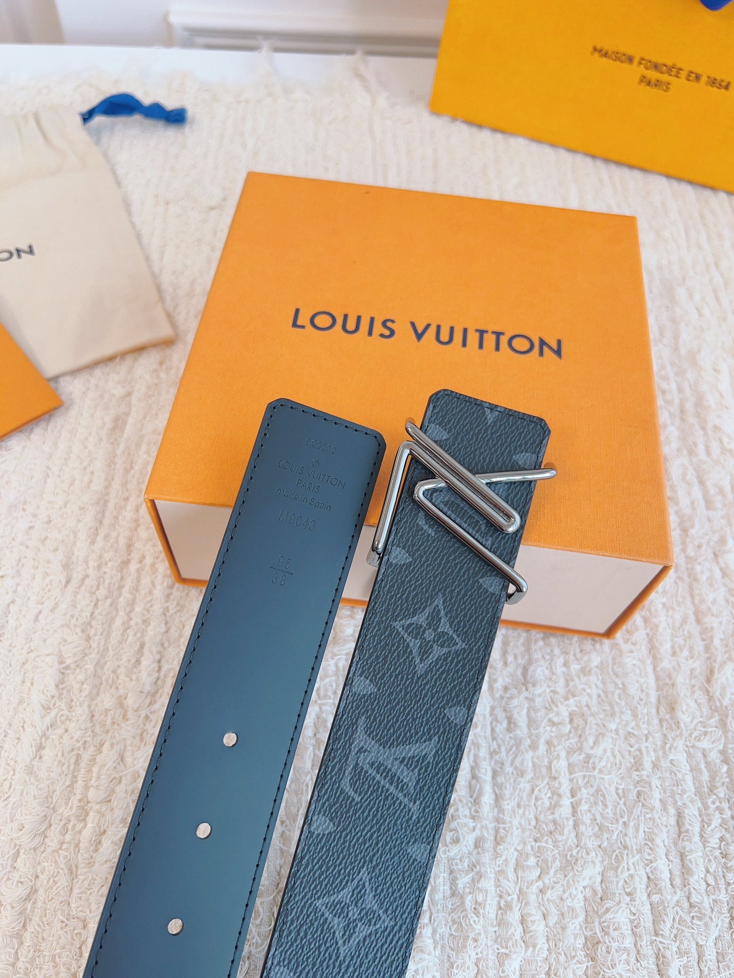 LV belt for men