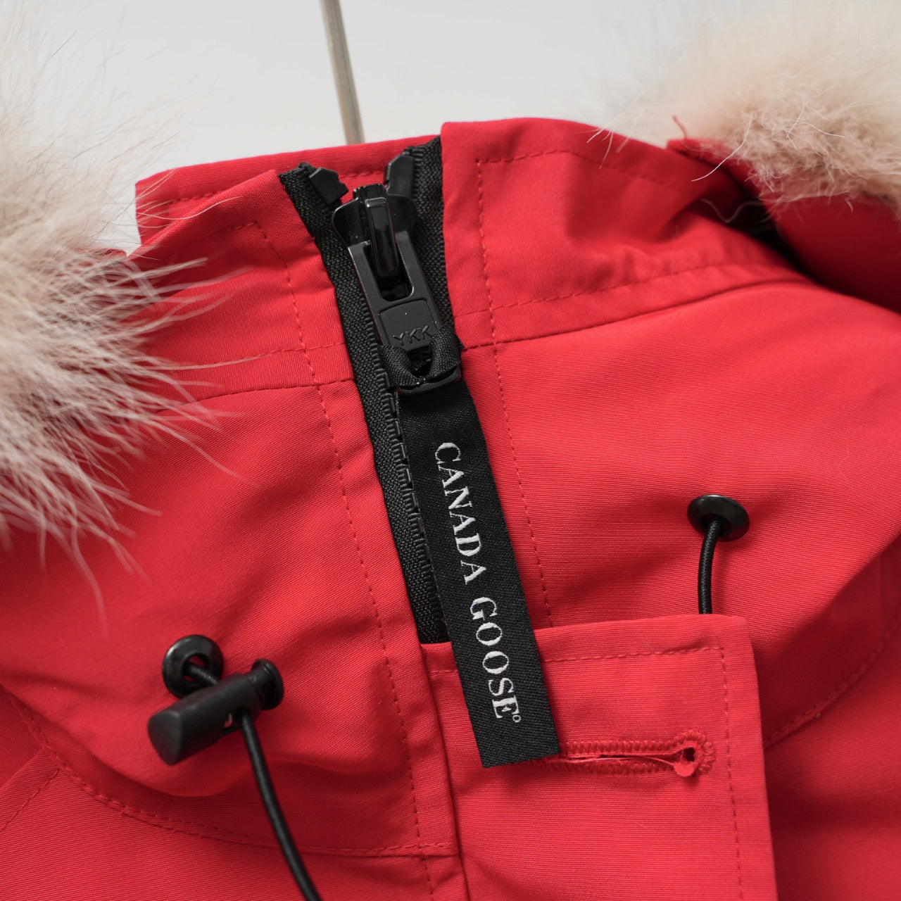 CANADA GOOSE ROJO
