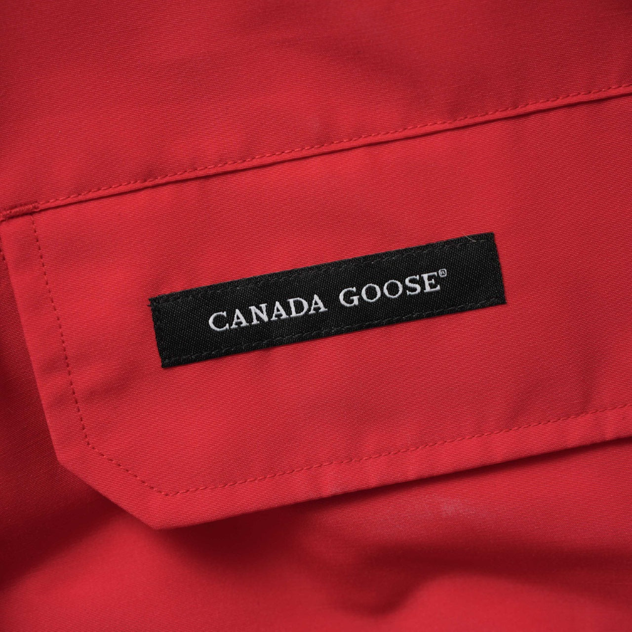 CANADA GOOSE ROJO